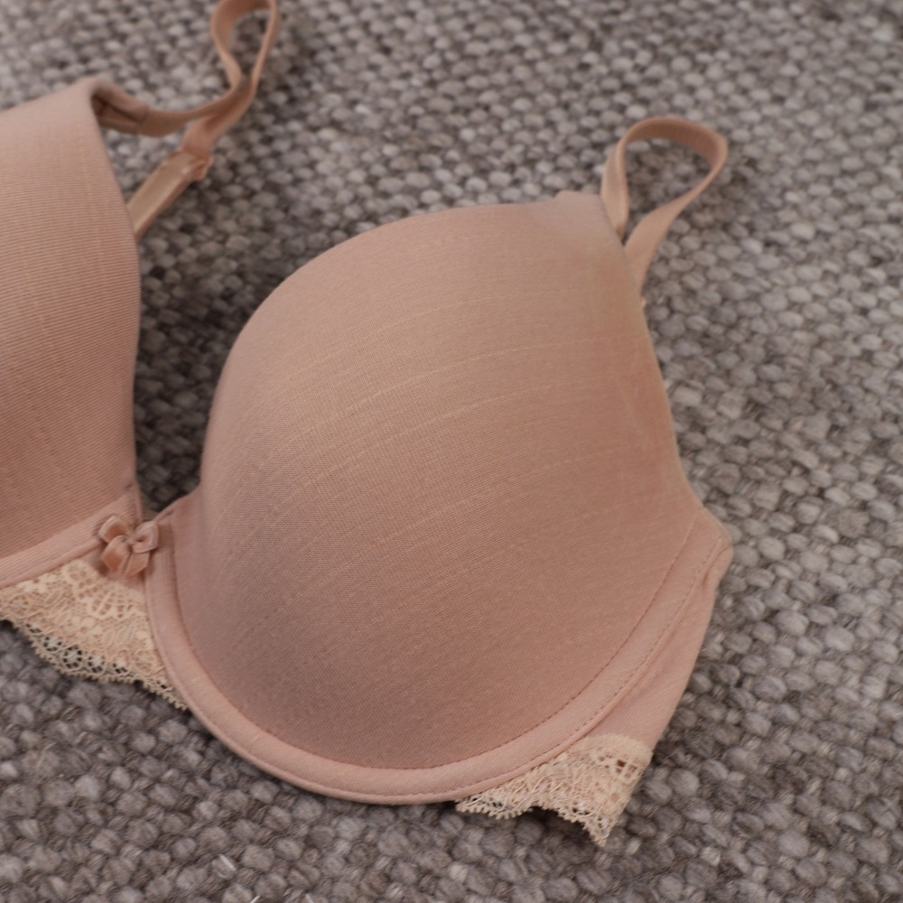 Adore Me T-Shirt Bra Womens 30DD Nude Peach Excellent Lace Trim Underwire